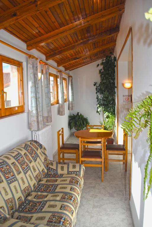 Hostal Casa Vicenta Valdelinares  Exterior foto